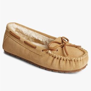 NWT Sperry Fur Lined Moccasins